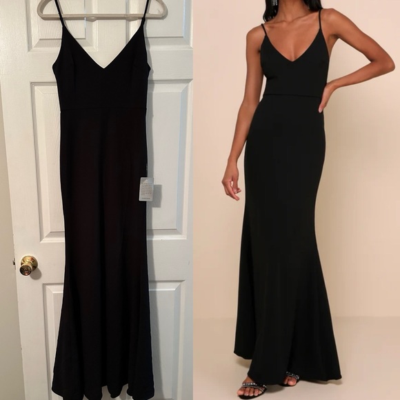New with tag LULUS V-Neck Trumpet
GOWN DRESS Size X-SMALL BLACK  Infinite Glory - Picture 2 of 10